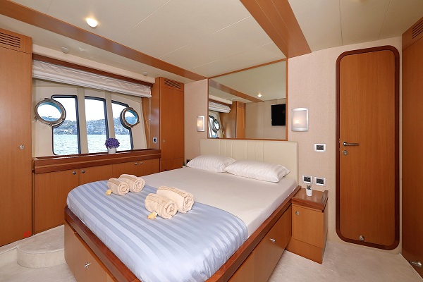 limpiezas naúticas, limpiezasnauticasbarlovento, limpezas, limpiezas barcos, limpiezas barlovento, mantenimiento, mantenimiento barcos, vigo, riasbaixas, cuidado barcos, barlovento vigo